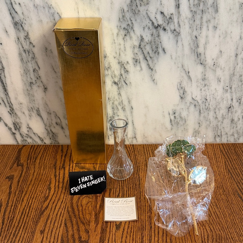 I Hate Steven Singer Green Emerald City 24 Karat Gold Dipped Real Rose NWT